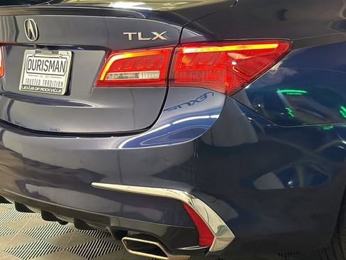 Used 2019 Acura TLX V6 w/ Advance Package FWD image 9