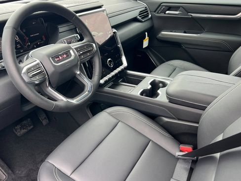 New 2026 GMC Acadia Elevation w/ Black Edition AWD/4WD image 7