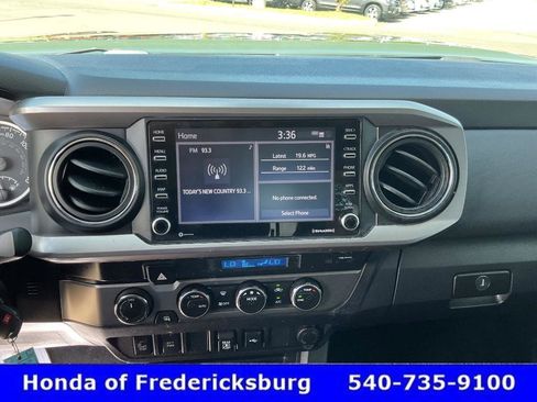 Used 2022 Toyota Tacoma SR5 w/ Trail Edition image 25