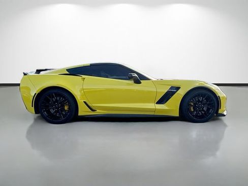 Used 2016 Chevrolet Corvette Z06 RWD image 2