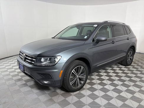 Used 2019 Volkswagen Tiguan SEL AWD/4WD image 3