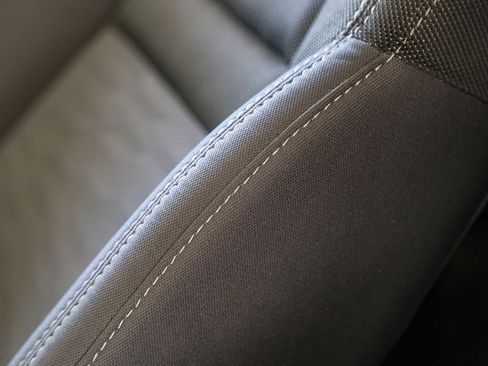 Used 2023 Nissan Frontier SV w/ Technology Package image 24