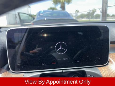 Used 2025 Mercedes-Benz C 300 Sedan image 2