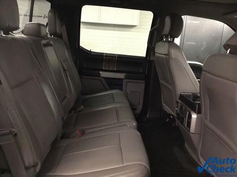 Used 2018 Ford F150 Lariat w/ Equipment Group 502A Luxury image 39