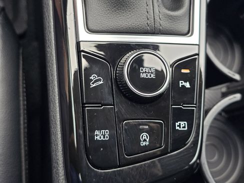 Used 2024 Kia Sportage EX FWD image 22