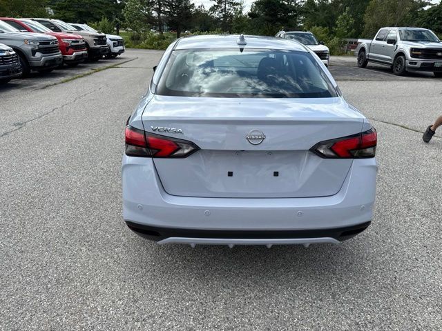 Used 2025 Nissan Versa SV w/ Trunk Package FWD image 25