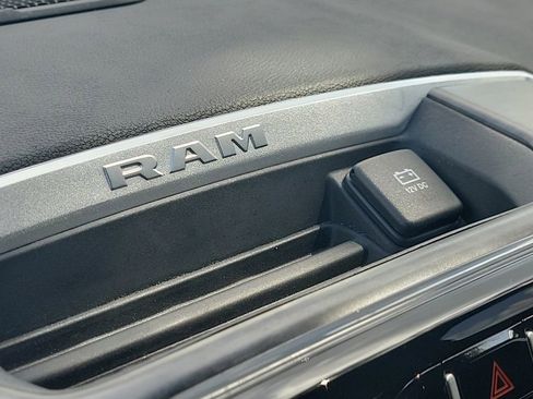 Used 2024 RAM 3500 Big Horn w/ Night Edition AWD/4WD image 18