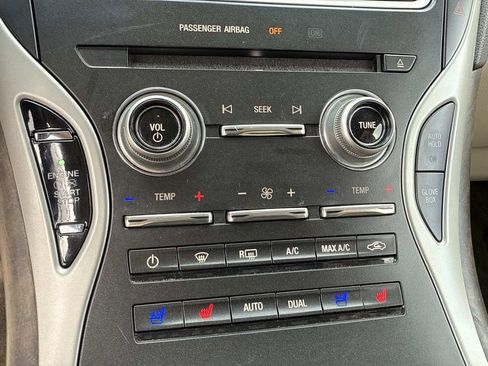 Used 2016 Lincoln MKX Reserve w/ Technology Package image 29
