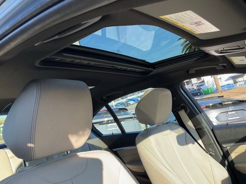 Used 2017 BMW 330e image 58