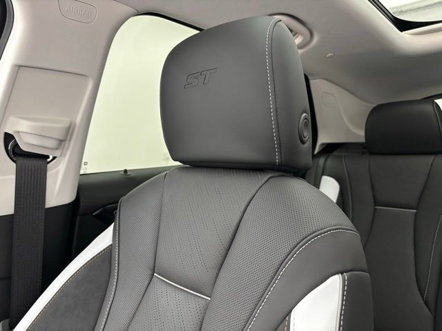 New 2026 Buick Envision Sport Touring AWD/4WD image 40