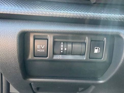 Certified 2026 Subaru Crosstrek 2.5i Sport w/ Crosstrek Mirror Package AWD/4WD image 23