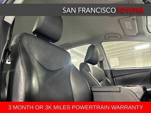 Used 2015 Toyota Prius V Four FWD image 20