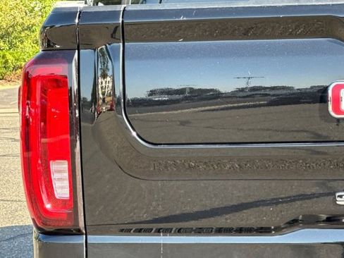 Used 2024 GMC Sierra 1500 SLT AWD/4WD image 48