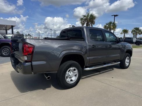 Used 2020 Toyota Tacoma SR w/ SR Convenience Package RWD image 7
