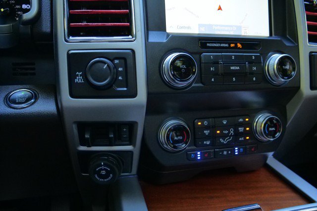 Used 2021 Ford F250 King Ranch w/ King Ranch Ultimate Package AWD/4WD image 17