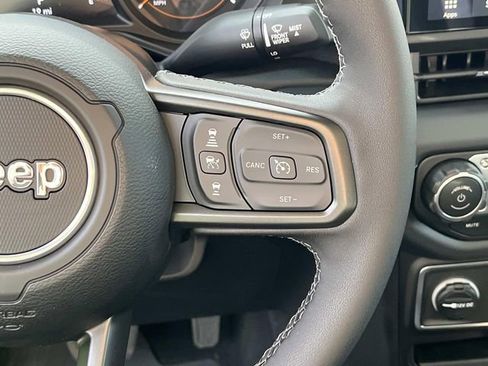 New 2025 Jeep Gladiator Sport image 24