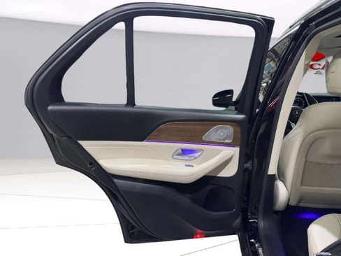 Used 2021 Mercedes-Benz GLE 350 4MATIC image 45