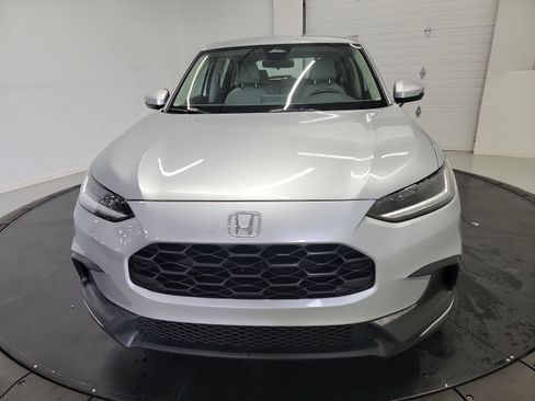 Used 2023 Honda HR-V LX image 2