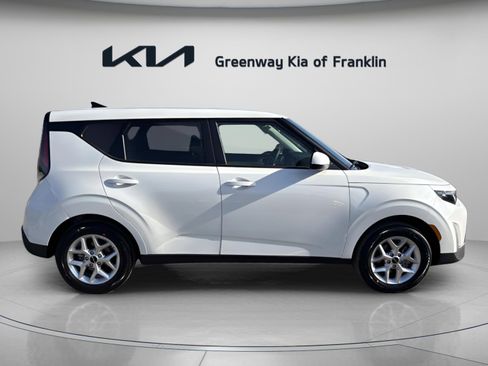 New 2025 Kia Soul LX image 8