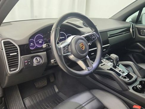 Used 2022 Porsche Cayenne Platinum Edition AWD/4WD image 26