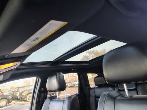 Used 2014 Jeep Grand Cherokee Limited image 3