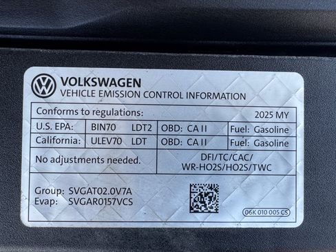 Used 2025 Volkswagen Atlas SE FWD image 19