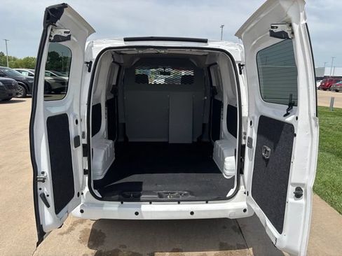 Used 2020 Nissan NV200 SV w/ Back Door Glass Package FWD image 34