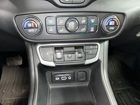 Certified 2023 GMC Terrain SLT w/ LPO, Floor Liner Package image 16