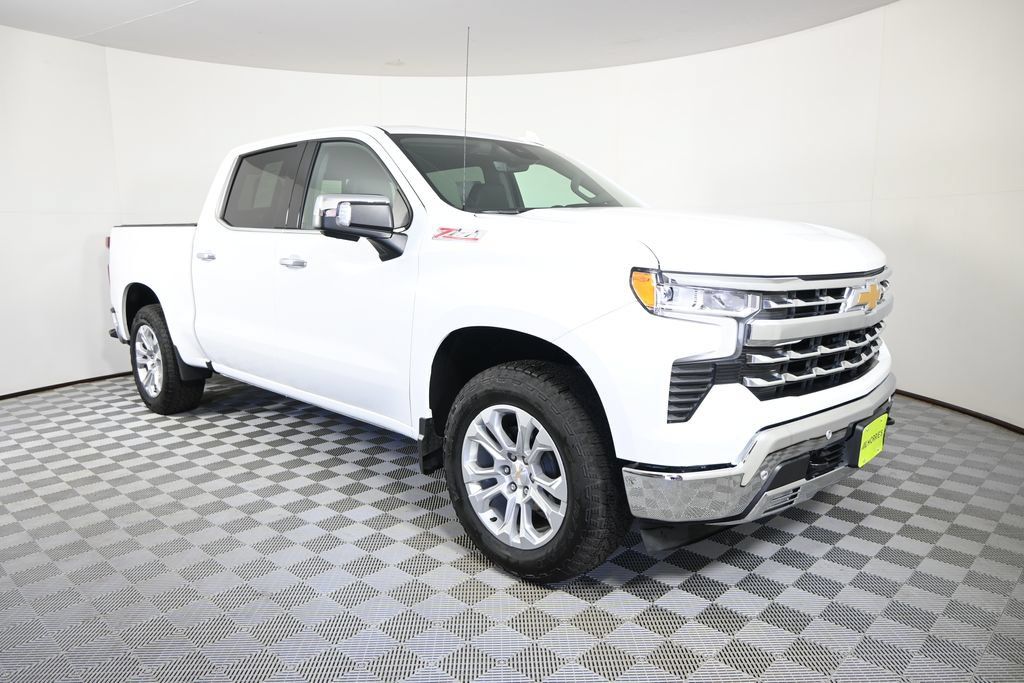 Used 2025 Chevrolet Silverado 1500 LTZ w/ LTZ Premium Package AWD/4WD image 10