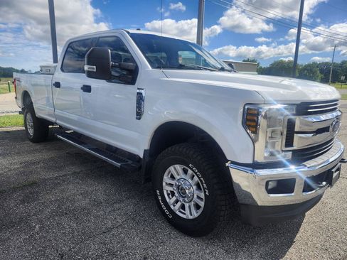 Used 2018 Ford F350 XLT w/ XLT Value Package AWD/4WD image 7