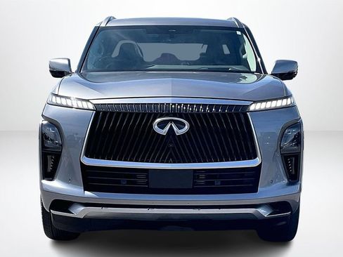 Used 2025 INFINITI QX80 Sensory image 2