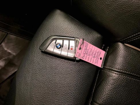 Used 2019 BMW 540i xDrive 540i xDrive w/ Premium Package image 13