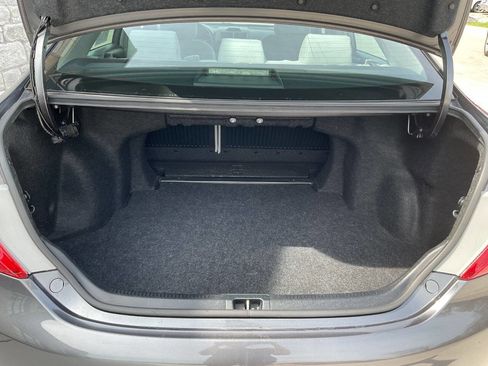 Used 2012 Toyota Camry LE image 31