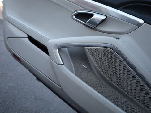 Used 2017 Porsche 718 Boxster S image 38