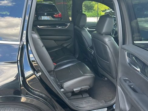 Used 2020 Cadillac XT6 Premium Luxury AWD/4WD image 16