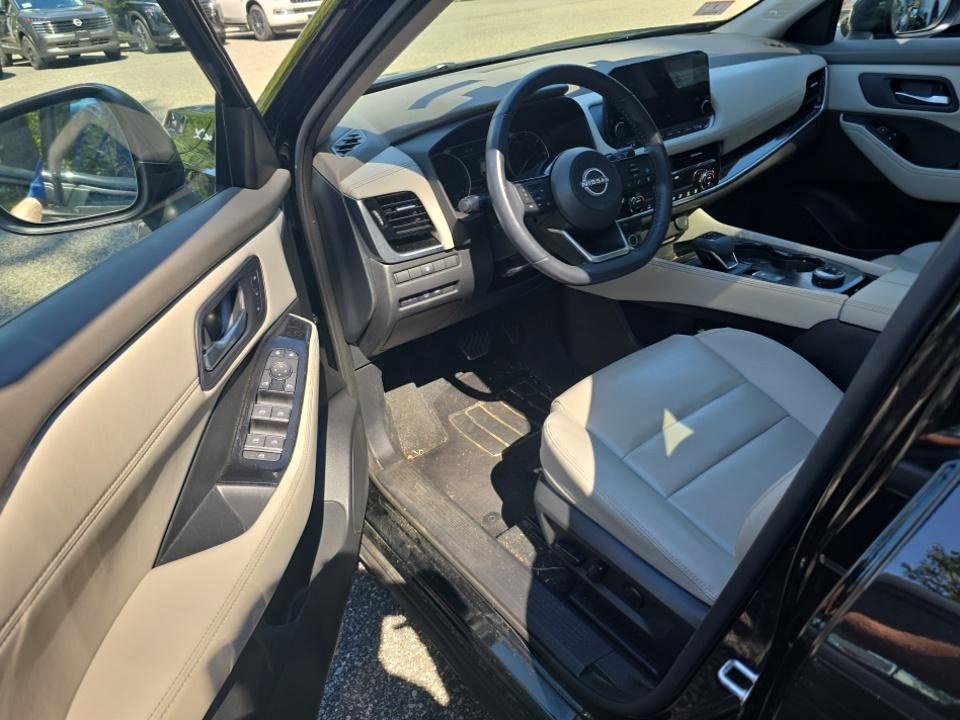 Certified 2023 Nissan Rogue SL w/ SL Premium Package AWD/4WD image 10