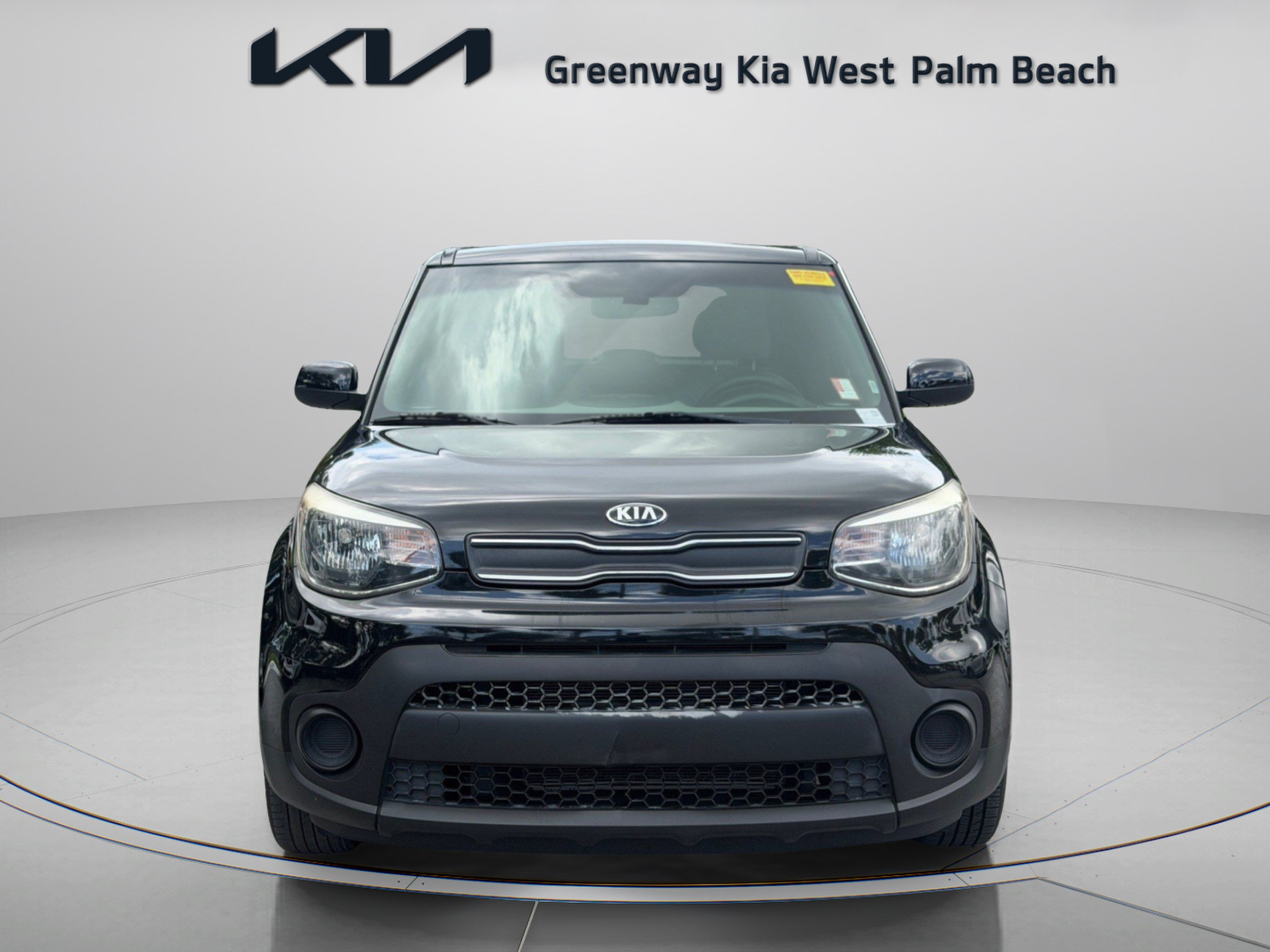 Used 2019 Kia Soul w/ Convenience Package FWD image 2