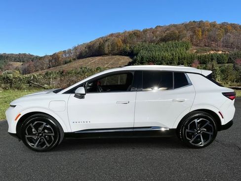 Used 2025 Chevrolet Equinox EV LT image 4