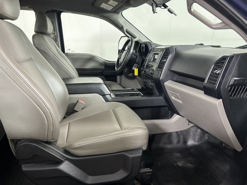 Used 2016 Ford F150 XL w/ Equipment Group 101A Mid AWD/4WD image 25