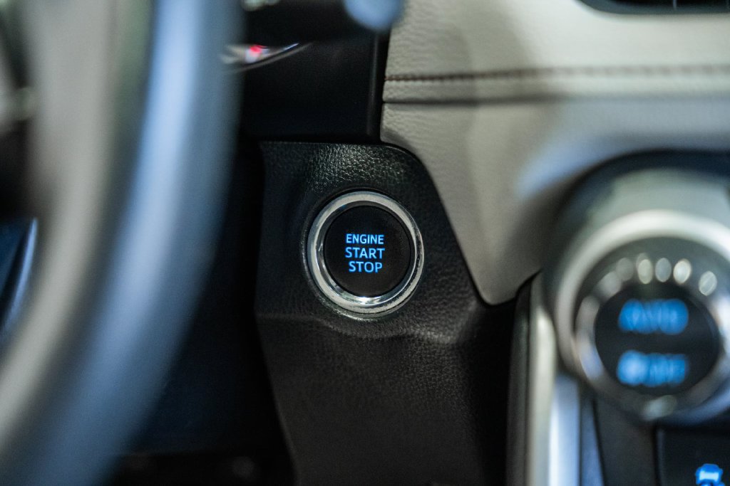 Used 2021 Toyota RAV4 XLE Premium FWD image 21