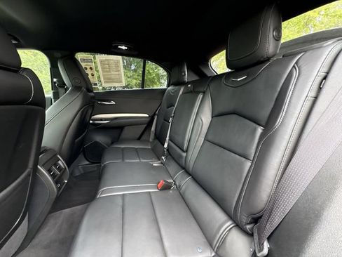 Used 2020 Cadillac XT4 Premium Luxury AWD/4WD image 23