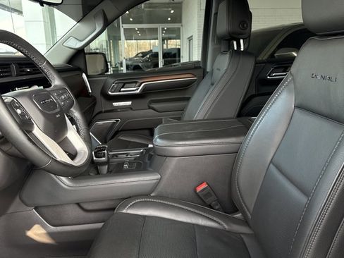 Used 2024 GMC Sierra 1500 Denali w/ Denali Reserve Package image 5