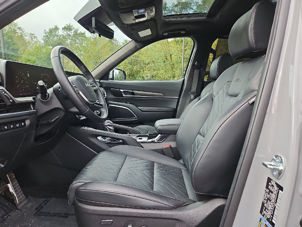 Certified 2025 Kia Telluride SX Prestige X-Line AWD/4WD image 14