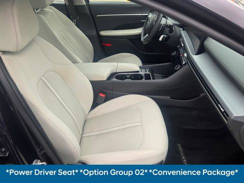 Used 2024 Hyundai Sonata SEL w/ Convenience Package FWD image 11