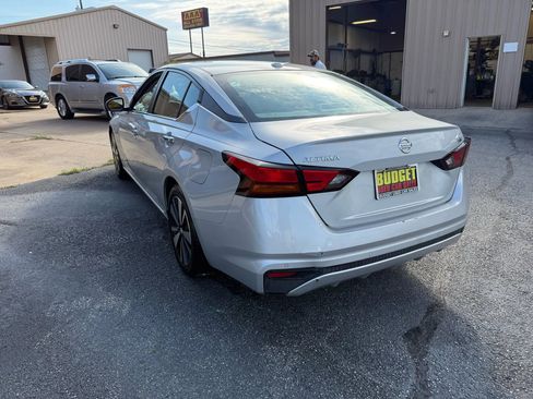 Used 2021 Nissan Altima 2.5 SV image 7