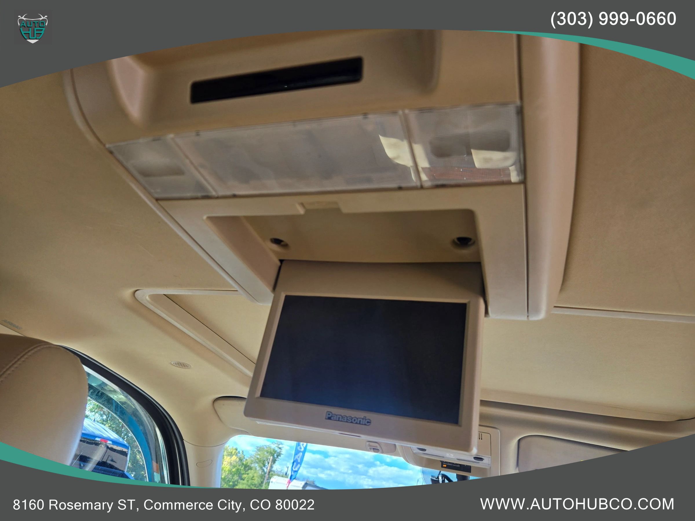 Used 2013 Chevrolet Avalanche LTZ AWD/4WD image 13