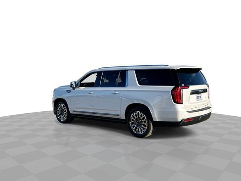 Used 2024 GMC Yukon XL Denali Ultimate image 6