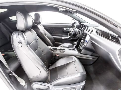 Used 2020 Ford Mustang Premium RWD image 28