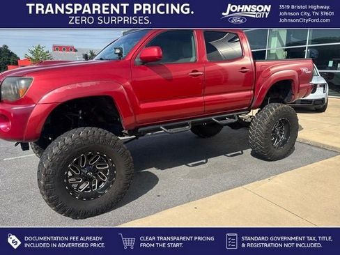 Used 2011 Toyota Tacoma 4x4 Double Cab w/ TRD Sport Pkg image 1