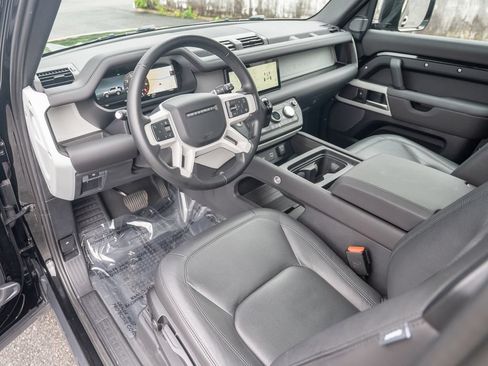 Used 2024 Land Rover Defender 90 S AWD/4WD image 12